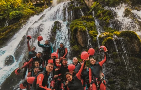 people canyoning
